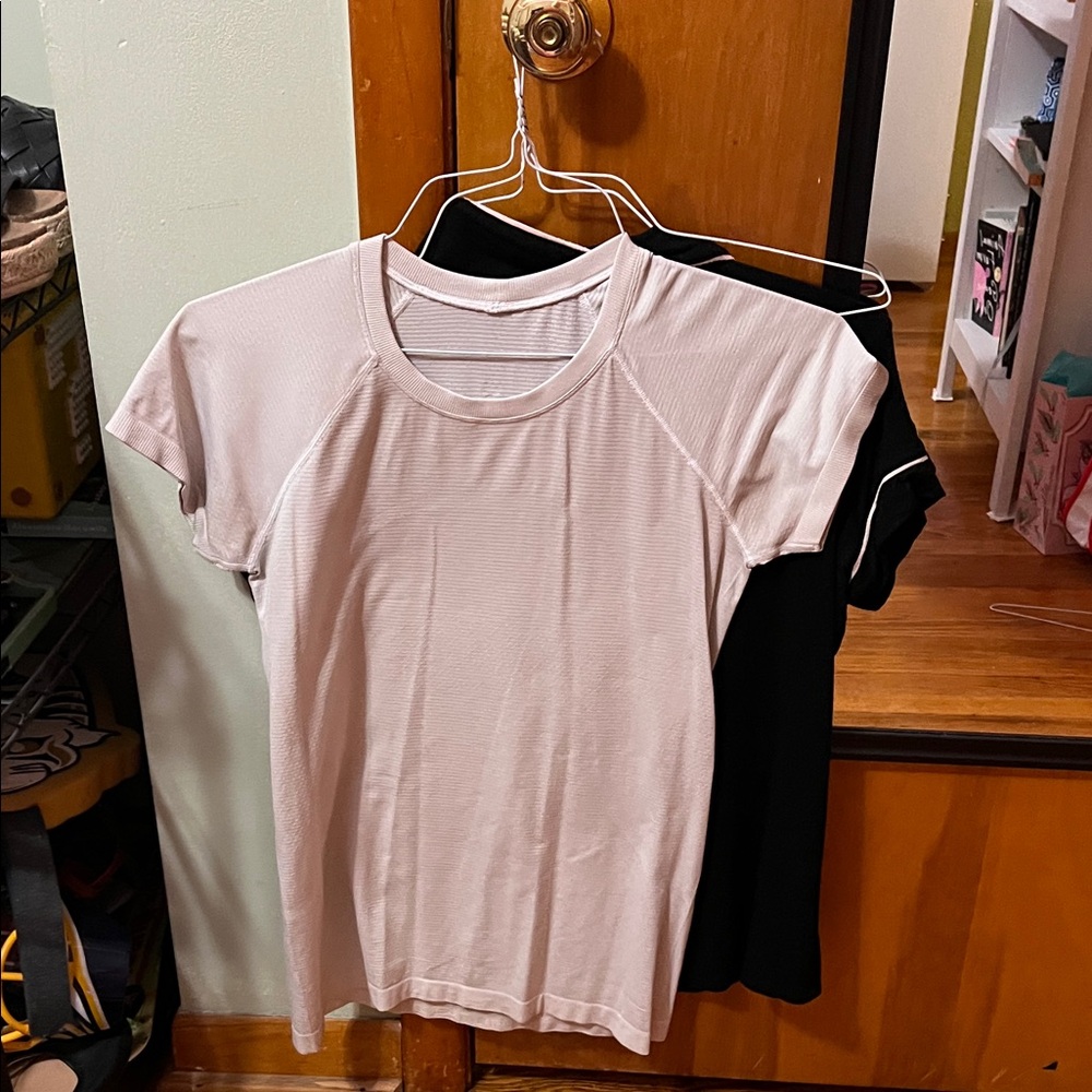 Lululemon White Swiftly tech size 8